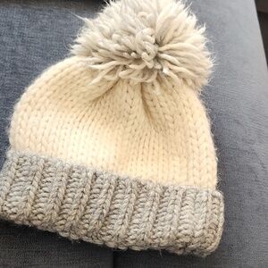 Gelso Bianco Italy Alpaca Wool Pom Pom Chunky Knit Winter Hat